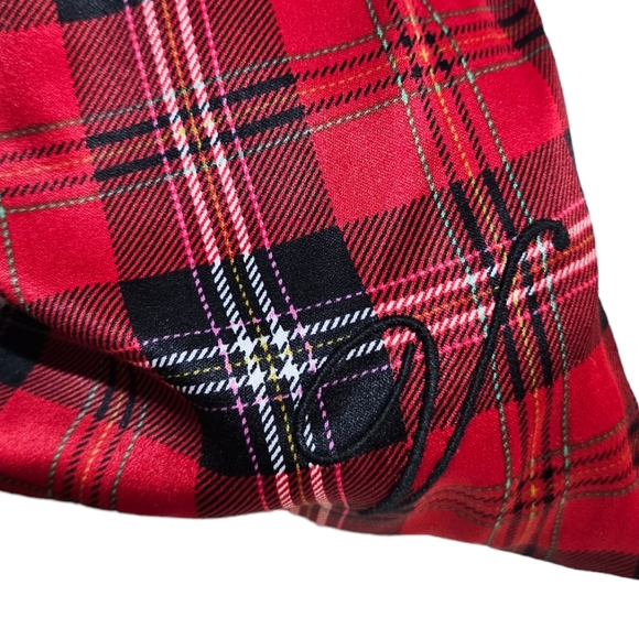 Victoria Secret Slippers NWT large 9-10 ❤️ red plaid - Picture 3 of 6